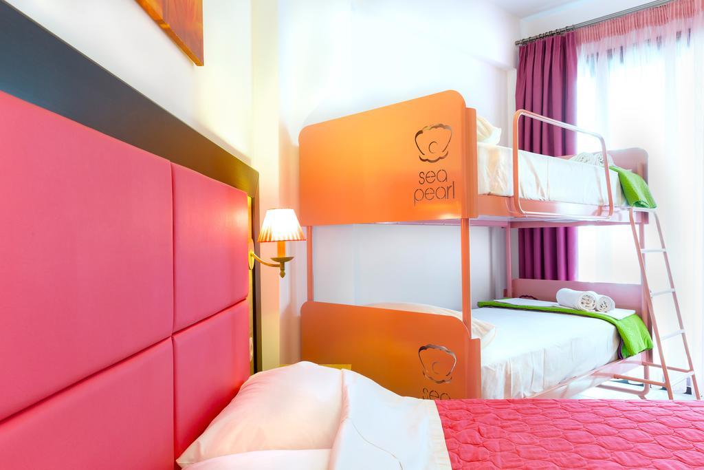 Sea Pearl Luxury Apartments Nea Vrasna Bagian luar foto