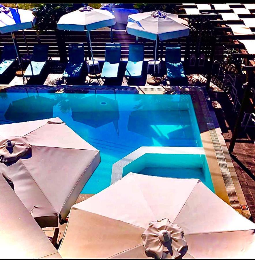 Sea Pearl Luxury Apartments Nea Vrasna Bagian luar foto